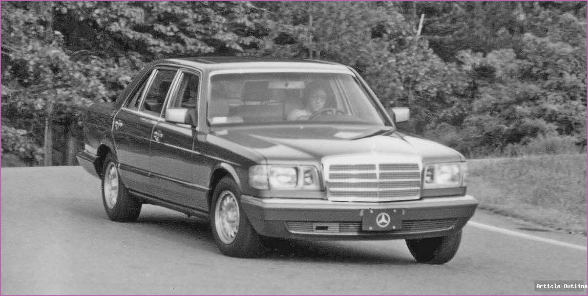 1984 Mercedes-Benz 500SEL front view
