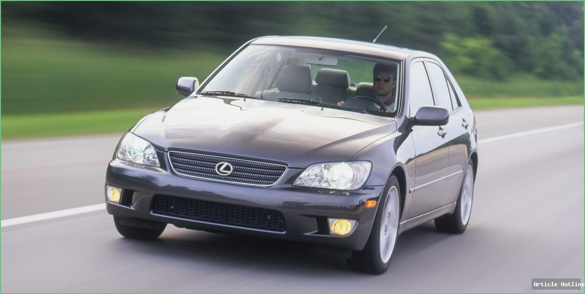 2001 Lexus IS300 front view