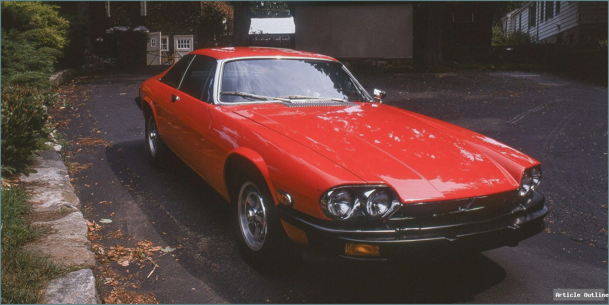 1976 Jaguar XJ-S front three-quarter