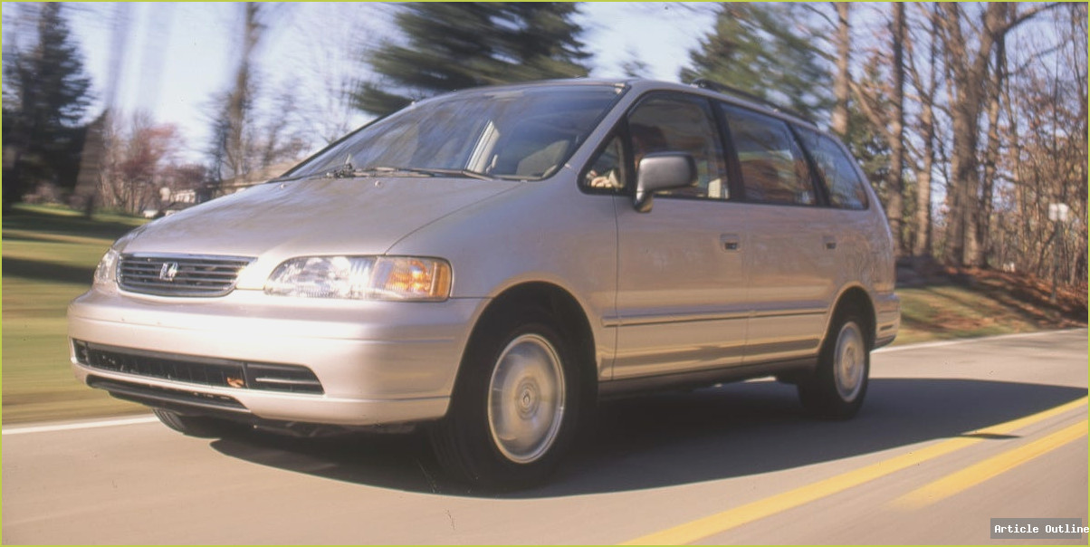 1995 Honda Odyssey EX front view